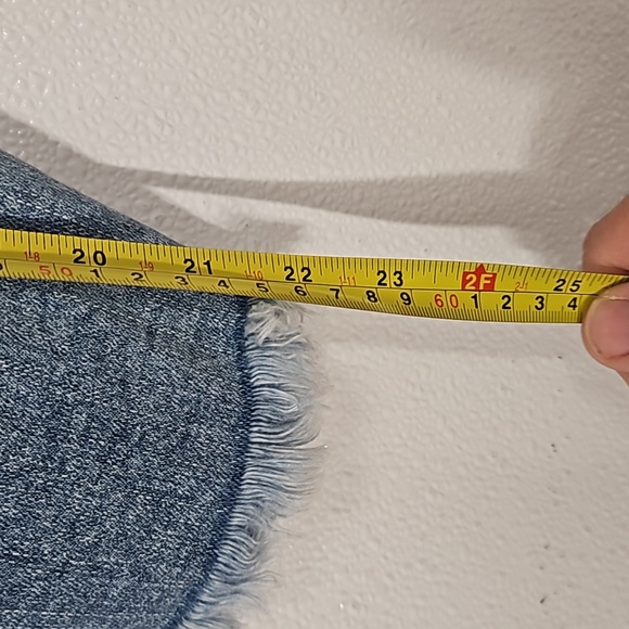 Denim crop shorts, Small. A7 - Picture 13 of 13